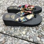 Chanclas de Cuña con Estampado Floral 🌸